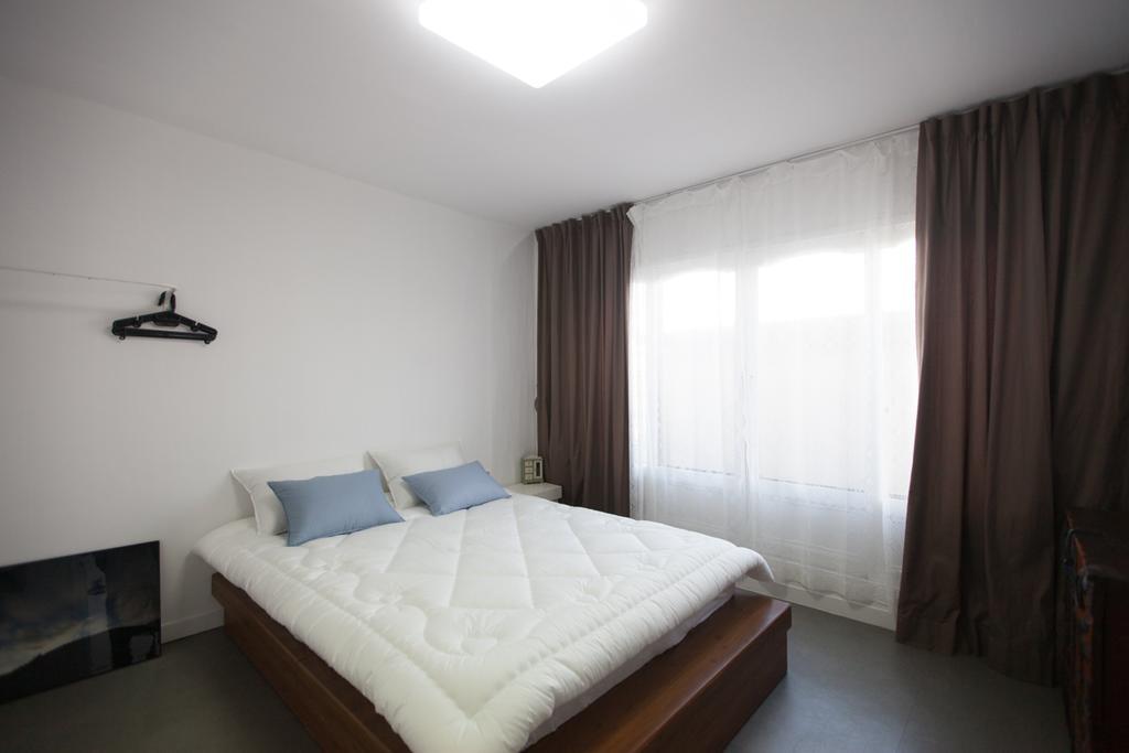 Choonhee Pension Jeju by Eksteriør bilde